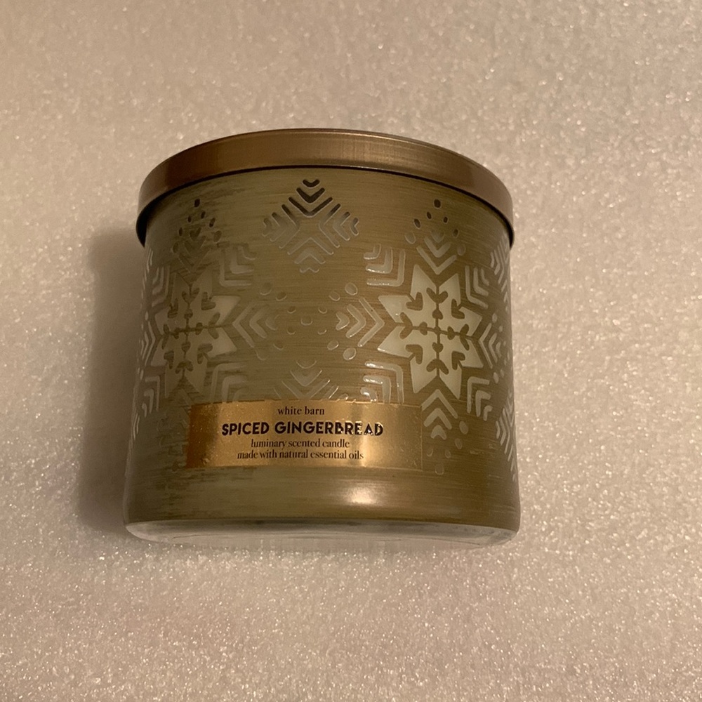 Bath & Body Works White Barn Spiced Gingerbread 3 Wick Candle